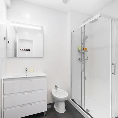 Whome Peaceful Family Away From Noise Apartment Alges